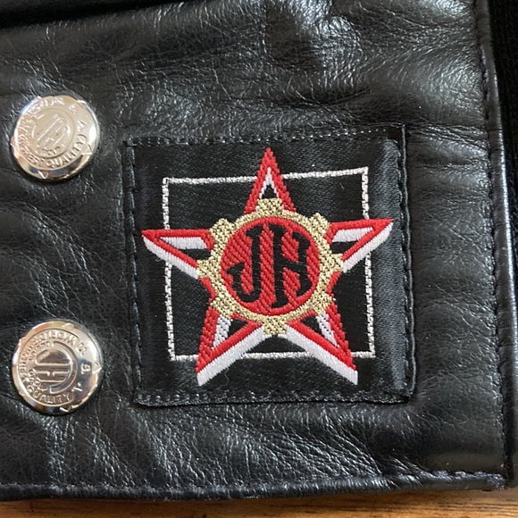 This is a Jeff Hamilton collection racing leather dale Earnhardt Senior jacket - Picture 3 of 7